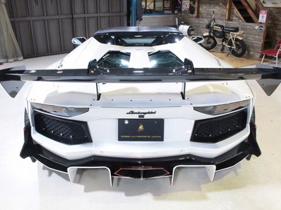 LAMBORGHINI AVENTADOR ROADSTER - 6