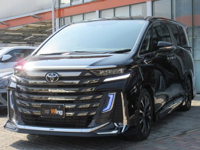 TOYOTA VELLFIRE - 1