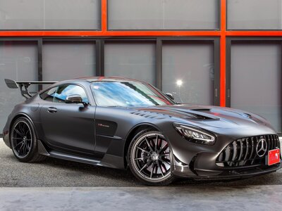 MERCEDES-BENZ GT AMG - 9