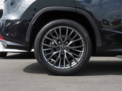 صورة مصغرة 18 لـ 2022 Lexus RX