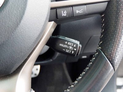 صورة مصغرة 26 لـ 2022 Lexus RX