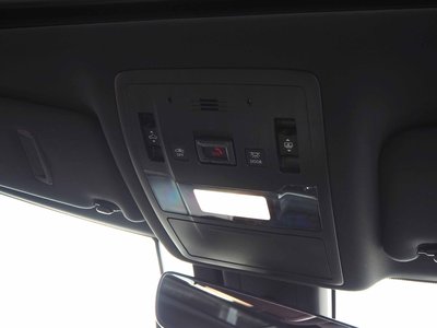 صورة مصغرة 21 لـ 2022 Lexus RX