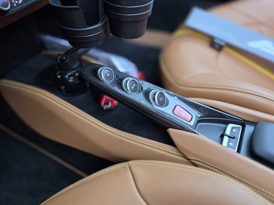 FERRARI F8 SPIDER - 10