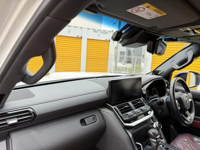 2024 Toyota LAND CRUISER 300 — миниатюра 44