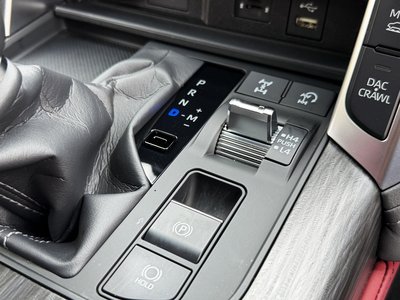 2024 Toyota LAND CRUISER 300 — миниатюра 68