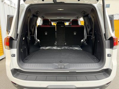 2024 Toyota LAND CRUISER 300 — миниатюра 50