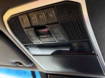 2024 Toyota LAND CRUISER 300 — миниатюра 73