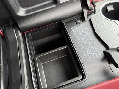 2024 Toyota LAND CRUISER 300 — миниатюра 70