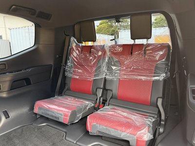 2024 Toyota LAND CRUISER 300 — миниатюра 48