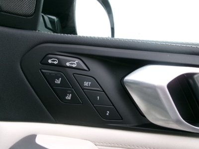 2025 BMW X6 缩略图 35