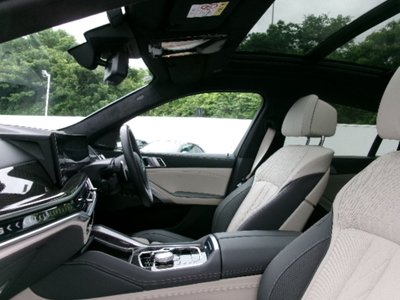 2025 BMW X6 缩略图 39