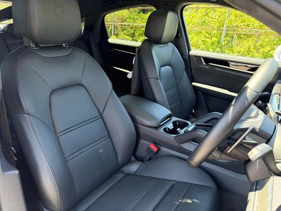 2025 Porsche CAYENNE — миниатюра 18