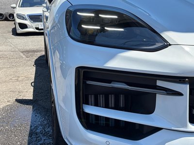 2025 Porsche CAYENNE — миниатюра 56
