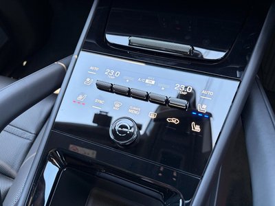 2025 Porsche CAYENNE — миниатюра 38