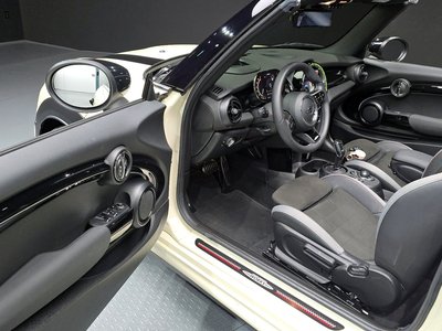 MINI CONVERTIBLE - 10