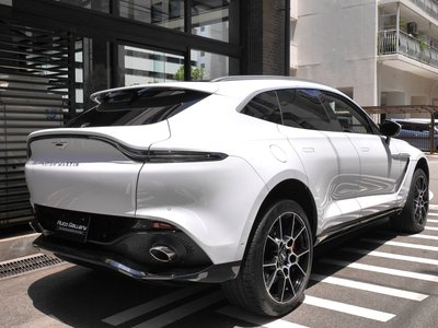 صورة 7 لـ 2021 Aston Martin DBX