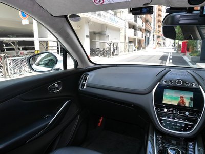 صورة 16 لـ 2021 Aston Martin DBX