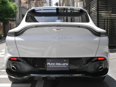 صورة 8 لـ 2021 Aston Martin DBX