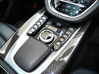 صورة مصغرة 26 لـ 2021 Aston Martin DBX