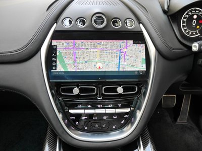 صورة مصغرة 18 لـ 2021 Aston Martin DBX