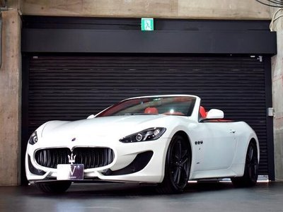 MASERATI GRANCABRIO - 1