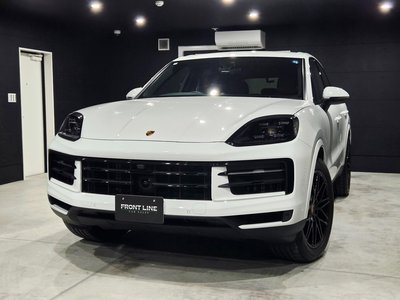 2024 Porsche CAYENNE photo 1