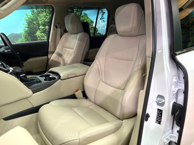 2023 Toyota LAND CRUISER 300 — миниатюра 25