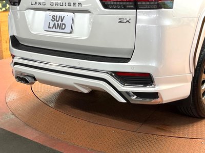 2023 Toyota LAND CRUISER 300 — миниатюра 66