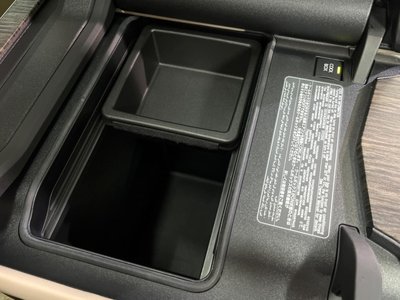 2023 Toyota LAND CRUISER 300 — миниатюра 59