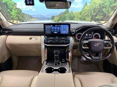 2023 Toyota LAND CRUISER 300 — фото 2