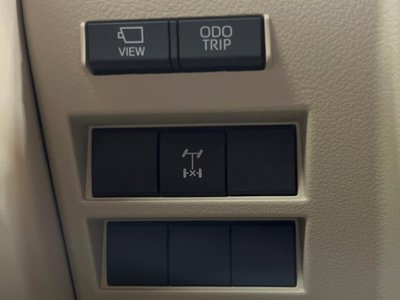 2023 Toyota LAND CRUISER 300 — миниатюра 45