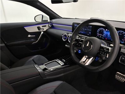 2025 Mercedes-BENZ MERCEDES-AMG 照片 2