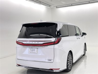 صورة مصغرة 18 لـ 2024 Lexus LM