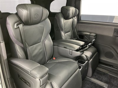 صورة مصغرة 12 لـ 2024 Lexus LM