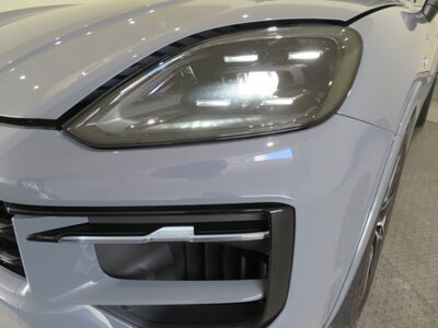 PORSCHE CAYENNE COUPE - 9