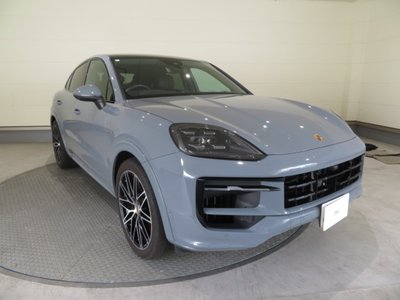 PORSCHE CAYENNE COUPE - 3
