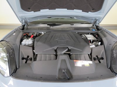 PORSCHE CAYENNE COUPE - 10