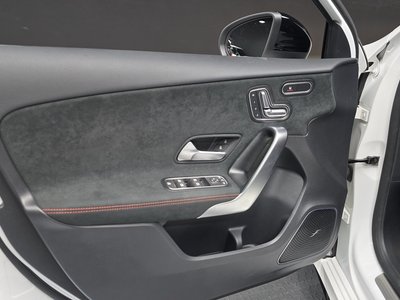 2025 Mercedes-BENZ A-CLASS 缩略图 14