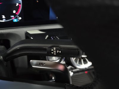 2025 Mercedes-BENZ A-CLASS 缩略图 12