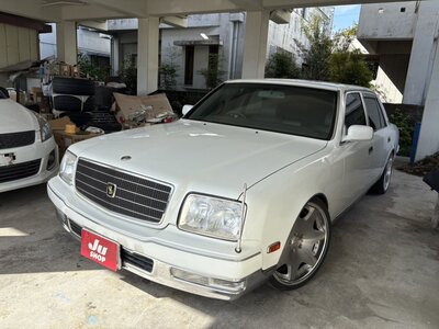 TOYOTA CENTURY