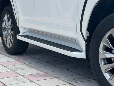 2024 Toyota LAND CRUISER 300 — миниатюра 33