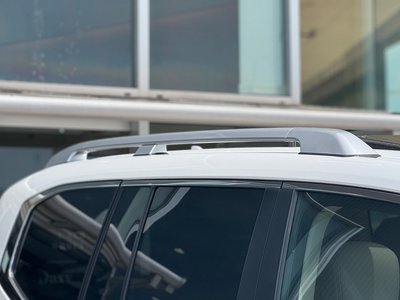 2024 Toyota LAND CRUISER 300 — миниатюра 27