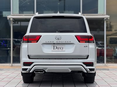 2024 Toyota LAND CRUISER 300 — миниатюра 34