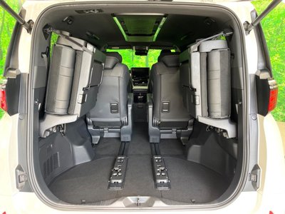 2023 Toyota ALPHARD — миниатюра 13