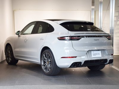 PORSCHE CAYENNE - 4
