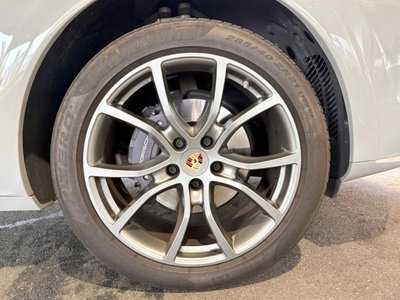 PORSCHE CAYENNE - 7