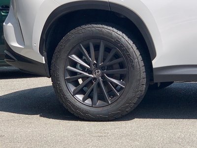 صورة مصغرة 42 لـ 2025 Lexus NX