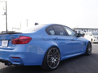 BMW M3 SEDAN - 8