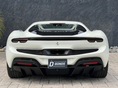 صورة 3 لـ 2025 Ferrari 296 GTS