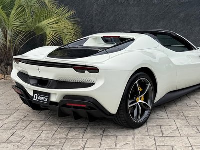 صورة 4 لـ 2025 Ferrari 296 GTS